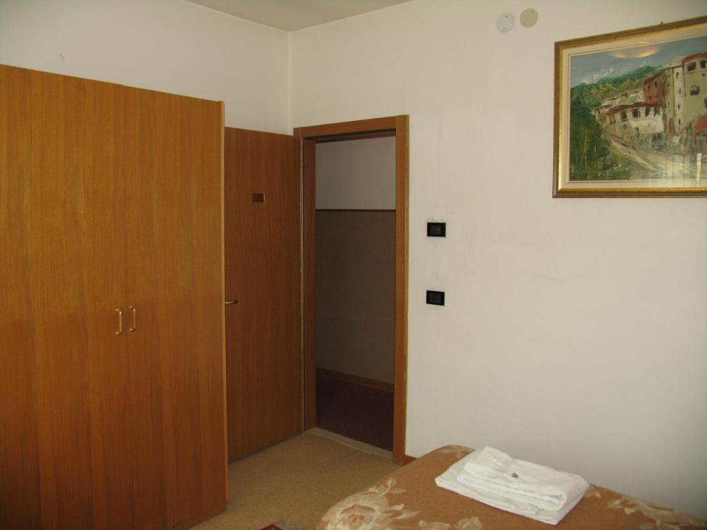 Hotel Oasi เตรนโต ภายนอก รูปภาพ